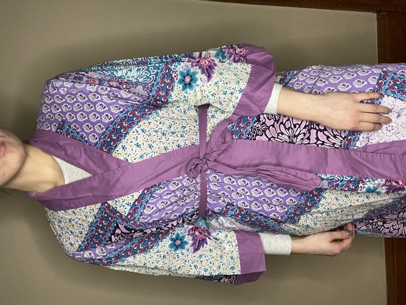 Soft Surroundings Purple Patchwork Robe - Picture 4 of 13